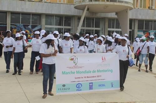 Article : Marche mondiale de mentoring : une rencontre de taille entre femmes leaders confirmées et jeunes femmes émergentes togolaises!